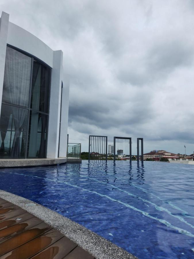 Nusa Luxurious Suite Kota Bharu Exterior foto