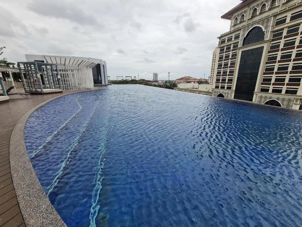 Nusa Luxurious Suite Kota Bharu Exterior foto