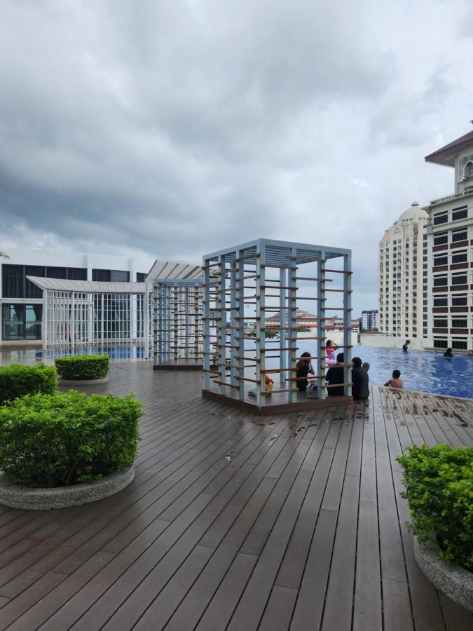 Nusa Luxurious Suite Kota Bharu Exterior foto