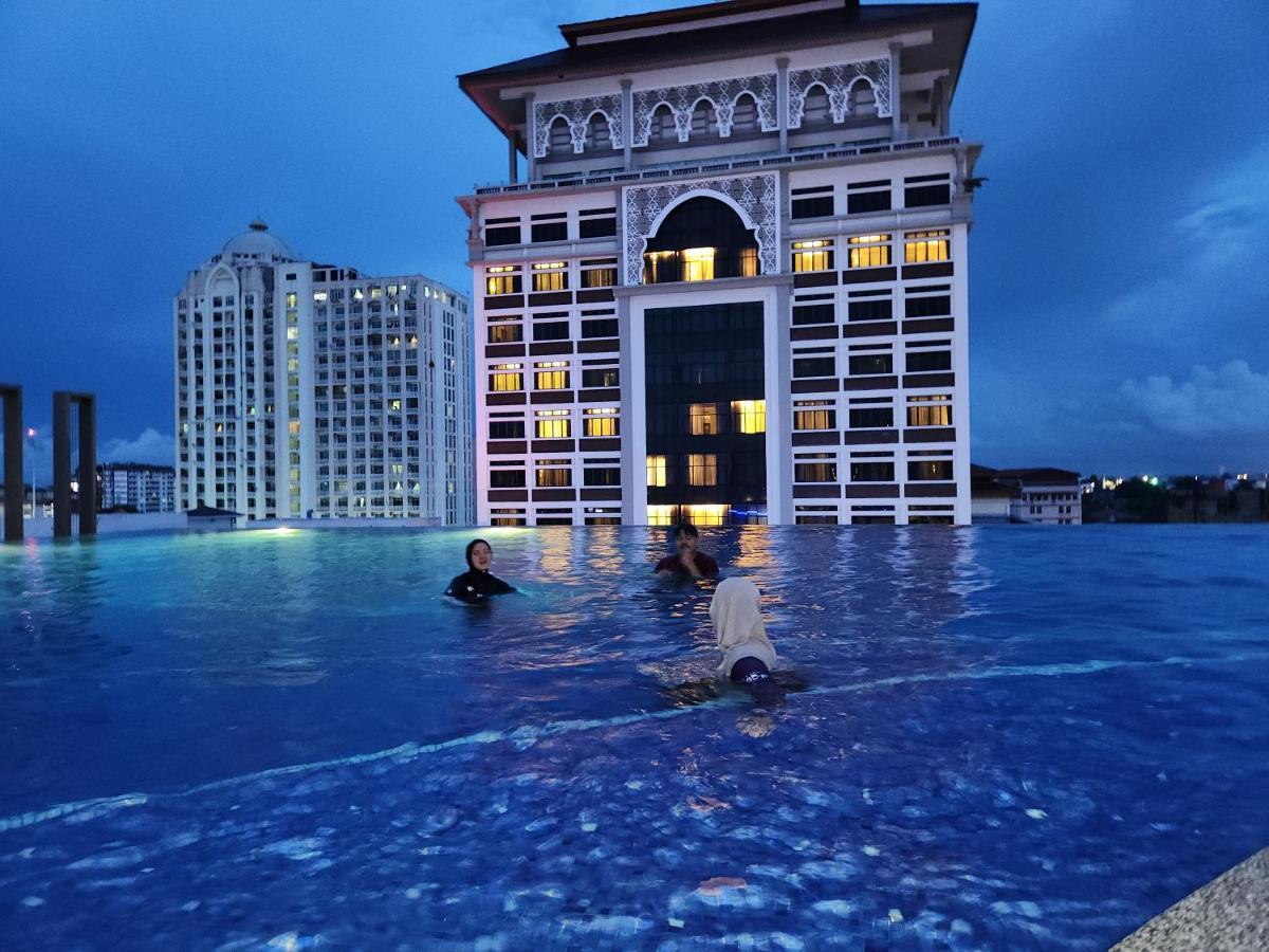 Nusa Luxurious Suite Kota Bharu Exterior foto